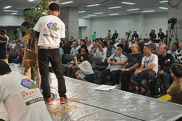 田中松寿園の盆栽職人